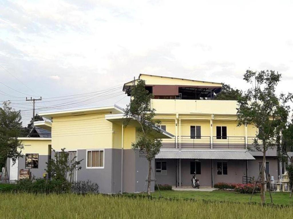 Hotel Oyo 769 Ban Thassanee Chiang Mai Exterior foto